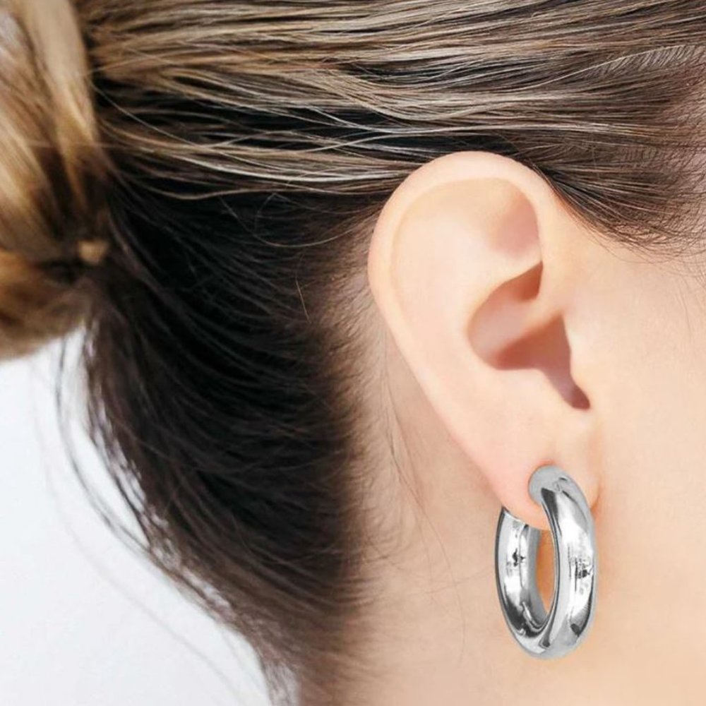 NWT Jennifer Fisher Samira Huggies Silver Rhodium